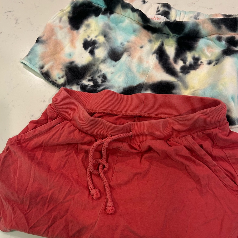 Colsie Tie-Dye and Coral Shorts Set